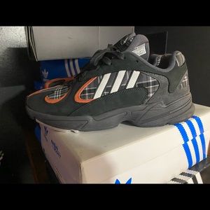 Adidas yung-1